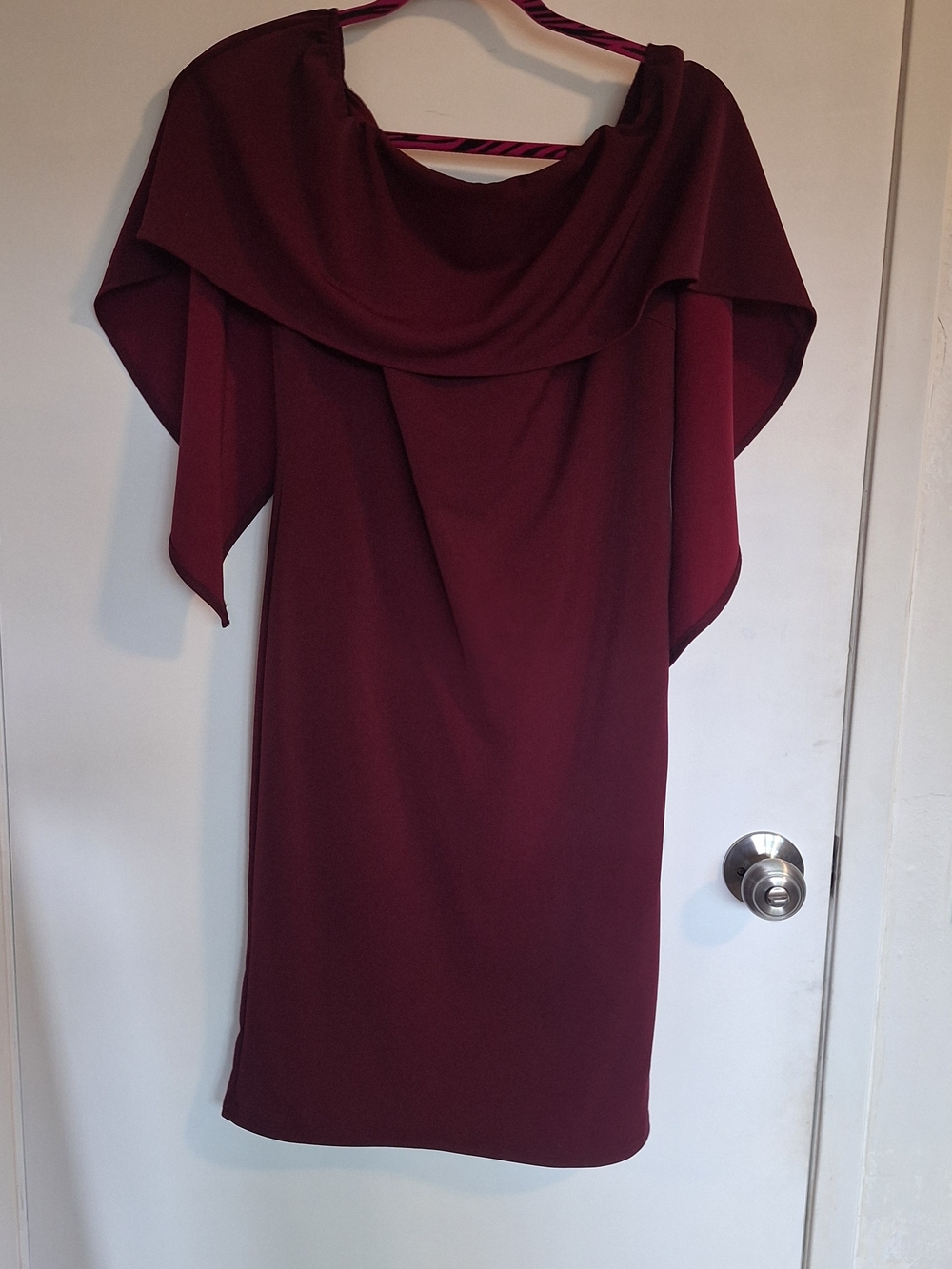 GRACE KAREN Women's Red Burgundy Bodycon Dress Attached Flowy Sleeves Sz M